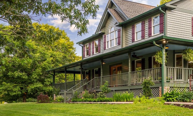 Weaverville Cama Y Desayuno | The Inn At Amaris Farms