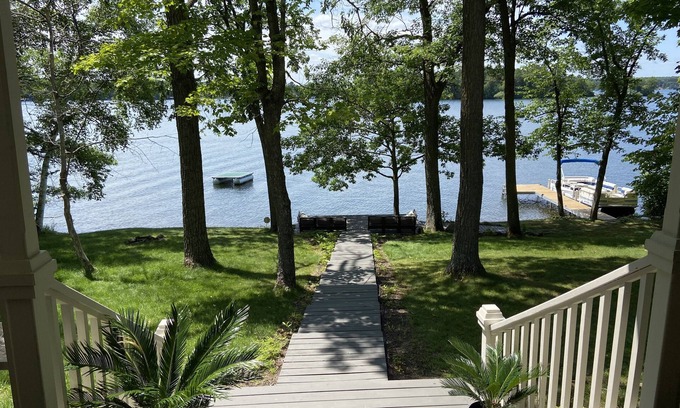 Balsam Lake Cabina | The Island House - Balsam Lake