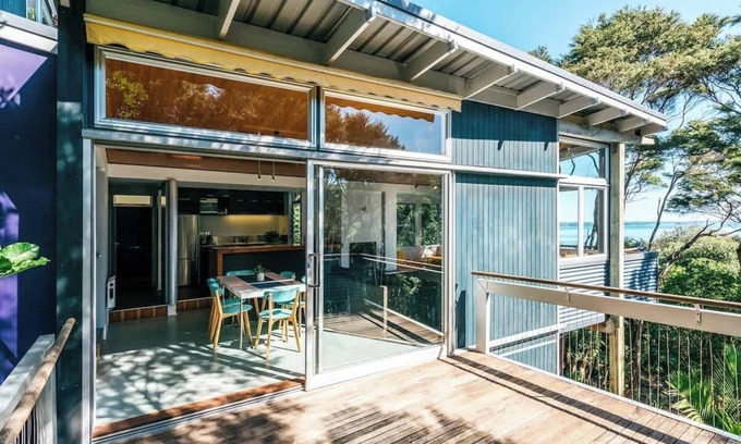 Omiha Casa | The Island Treehouse - Our Island