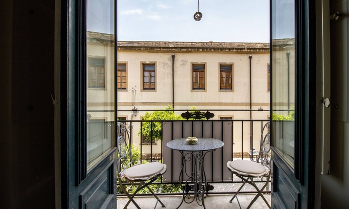 Santo Stefano di Camastra Apartamento | THE PALACE B&B and Apartments- Luxury Apartment