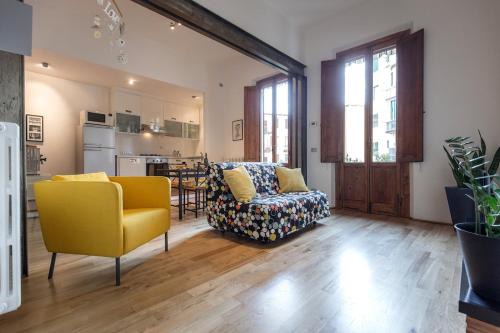 Le Cure Apartamento | The Italian Courtyard with free parking nearby