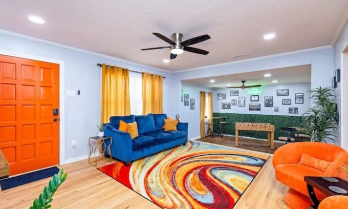 San Angelo Casa | The Ivy League House