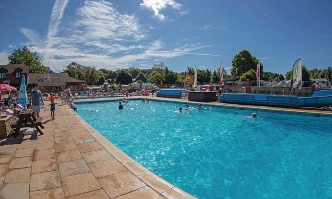 Dawlish Cabina | 2 bedroom accommodation in Dawlish