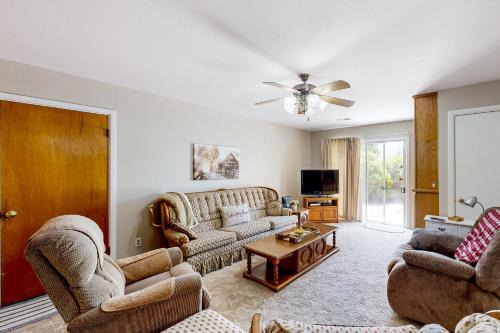 Farmington Casa | The Jacobs Family Home