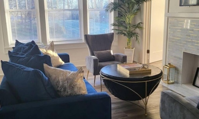East of Broadway Apartamento | The Jasmine On Main