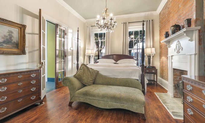 Treme Hotel | The Jazz Duo