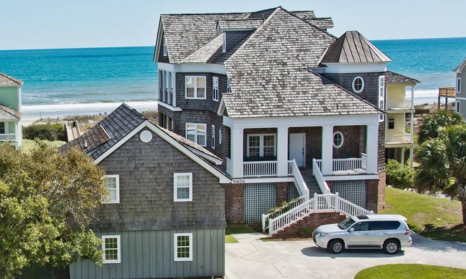 Emerald Isle Casa | The Jolly Fisherman, Oceanfront House in Emerald Isle, NC!