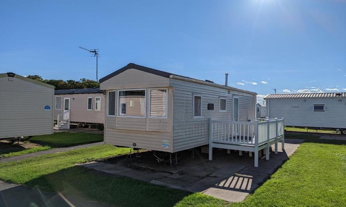 Llanasa Otro | The Jones's Family Caravan with private decking - Presthaven