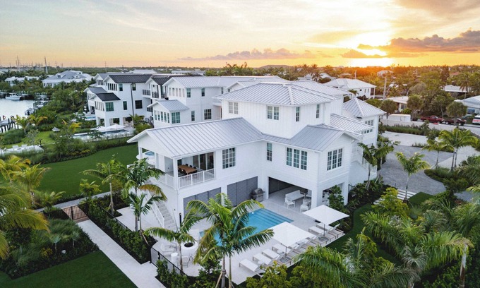 Key West Casa | The Joyrise House at Solaire Lunara Bay