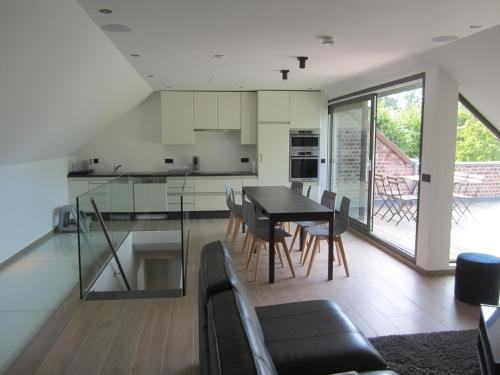 Brukom Casa | The Kettle House - Stable
