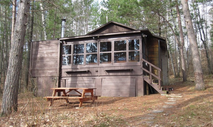 Harshaw Cabina | The King's Cottage ~ Un retiro muy tranquilo de Northwoods