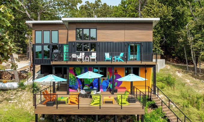 Eucha Casa | The Kitschy Kactus