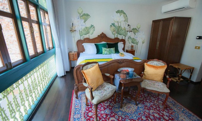San Chao Pho Suea Casa | The Knight House Bangkok