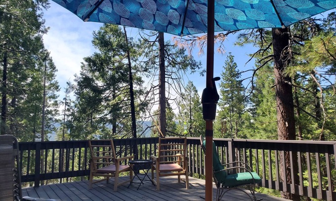 Cold Springs Cabina | The Knotty Pine! Minutes to DODGE RIDGE SKI RESORT!