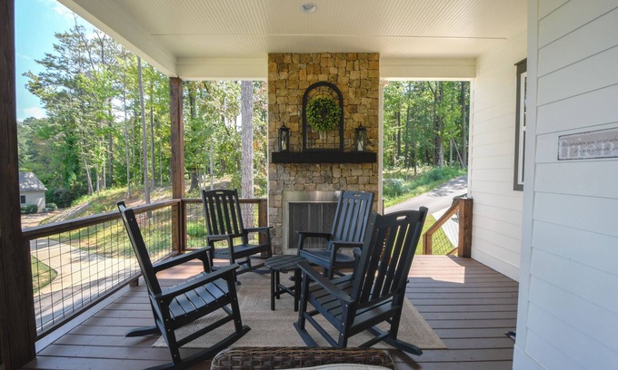 Tallassee Casa | The Kowaliga Lookout