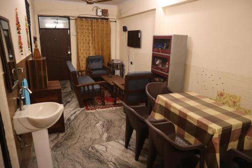 Allahabad Apartamento | The Kumbh Harmony Homestay