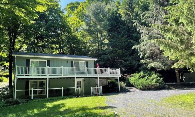 Greentown Casa | La casa del lago - 500 pies del lago Wallenpaupack