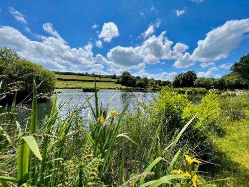 Grampound Casa | The Lake House , luxury rural retreat