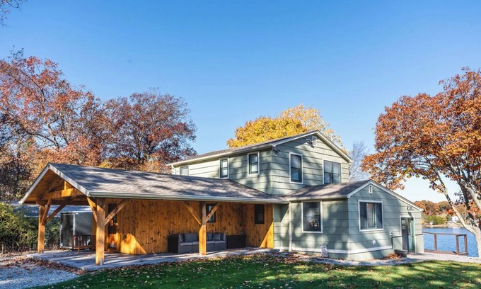 Montville Casa | The Lake House, The Private Lake House