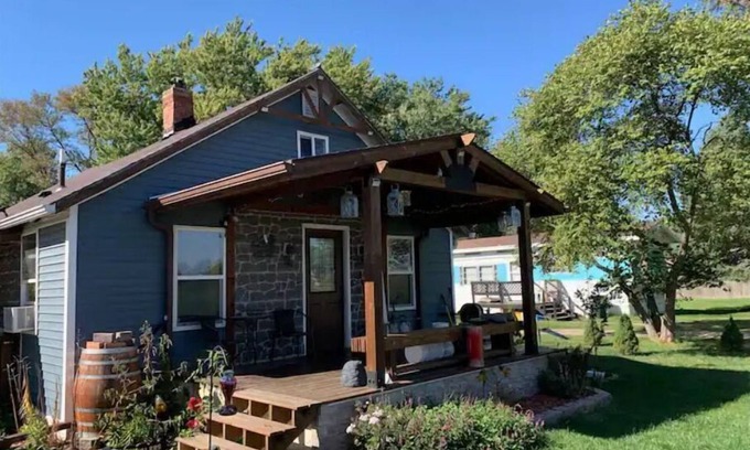 Whiting Casa | The Lake-less Lakehouse