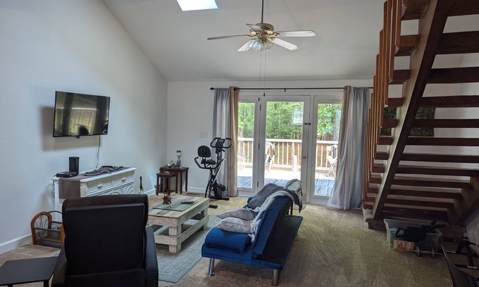 Summerton Casa | The Lake Marion Refuge