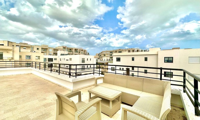 Les Berges Du Lac II Apartamento | The Lake View spacious with amazing terrace