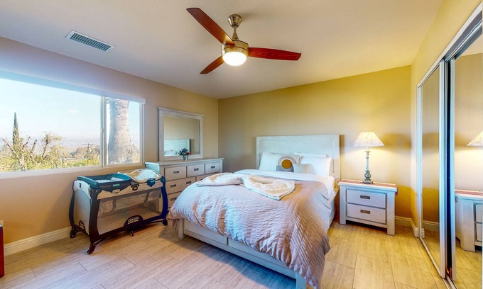 Lakeland Village Casa | The Lakehouse: 3 BR, 2 BA House in Lake Elsinore, Sleeps 6