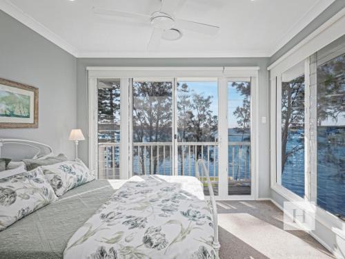 Summerland Point Casa | The Lakehouse Retreat