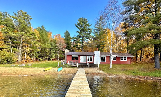 Mancelona Casa | The Lakeside Hideaway