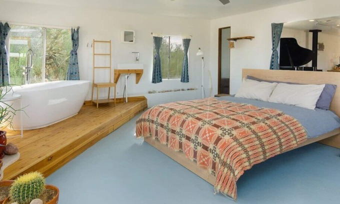 Twentynine Palms Villa | The Land In The Sky Retreat