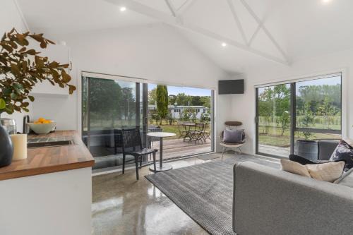 Matakana Casa | The Landing Pad - Matakana Holiday Retreat