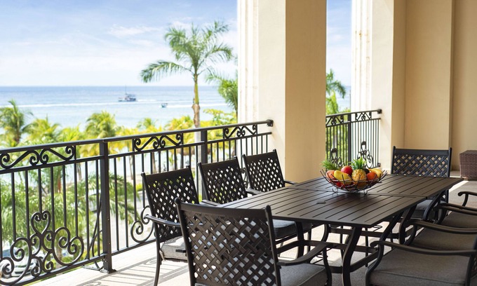 Costa Maya Condominio | The Landmark Dream Luxury 3 bed 3 bath Oceanfront Condo