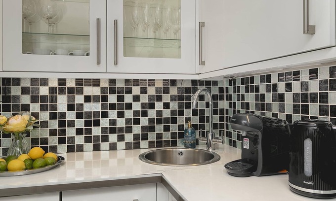 The Lanes Apartamento | The Lanes Comfy Short Walk to Beach and Pier