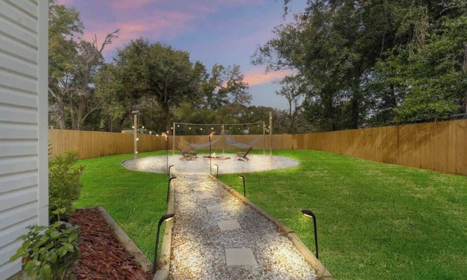 Northeast Pensacola Casa | The Lantana Leisure - A Lavish Central Vibe!