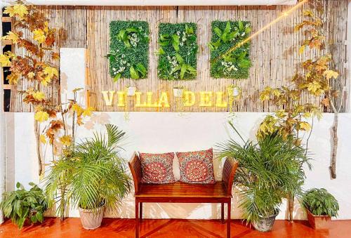 Lian Hotel | The Lavana Villa Del Matabungkay by RedDoorz