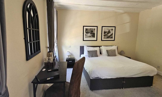 North Berwick Hotel | The Law