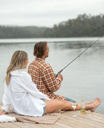 Lake Conjola Complejo | The Leaning Oak Holiday Lifestyles - Lake Conjola