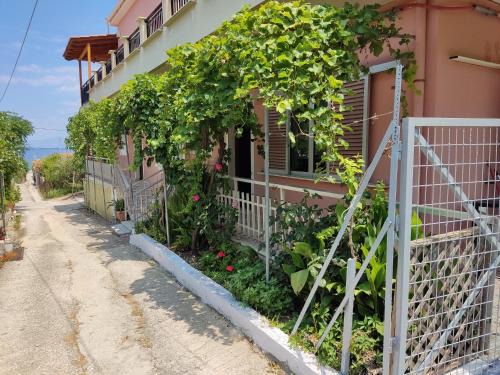 Xylokastro-Evrostina Apartamento | The Lemon House