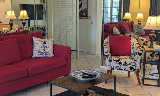 Lutz Condominio | The Lighthouse 1 bedroom Pet friendly