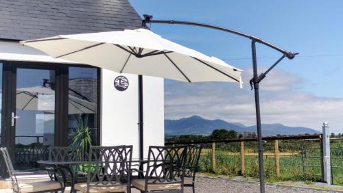 Newry Casa | The Lighthouse Cottage