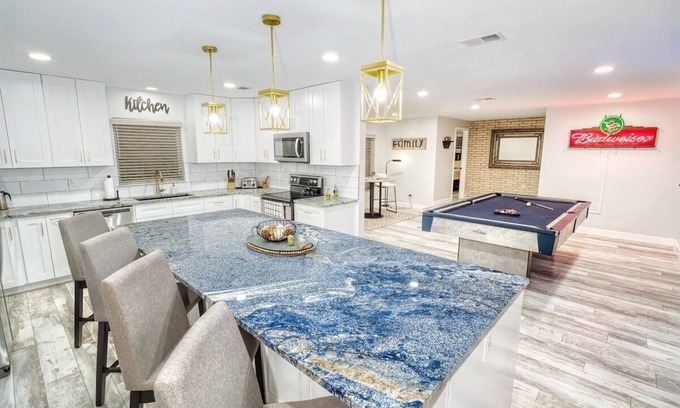 Tampa Casa | The Lily Pad- Pool Table Home
