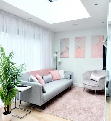 Swalecliffe Casa | 'The Limes' - Air-Con Two Double Bedroom Holiday House with Private Garden