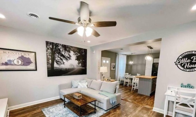 North Upper Street Casa | The Little Blue House