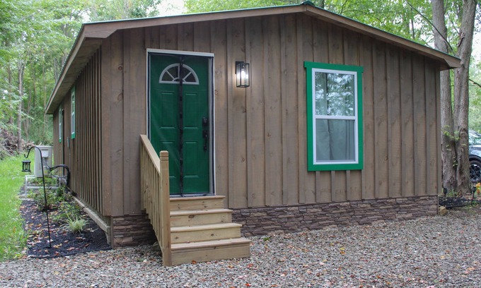 Silver Creek Cabina | The Little Cabin on Old Main Rd.