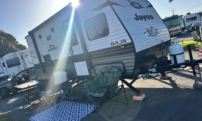 Oceano Alquiler De RV | The Little Camper - Resort fee extra!