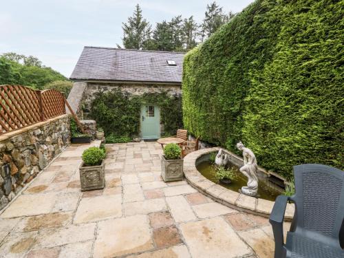 Dolbenmaen Casa | The Little Coach House