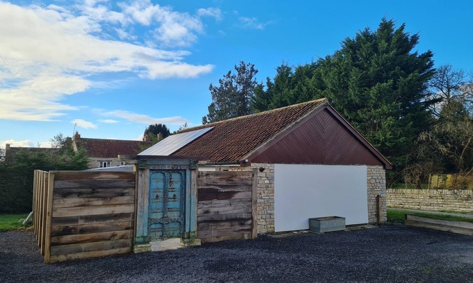 West Pennard Cabaña | The Little Cottage Annexe - Dog Friendly with Fields to Roam