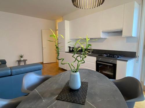 Como Apartamento | The Little Duck - Modern Apartment with Balcony