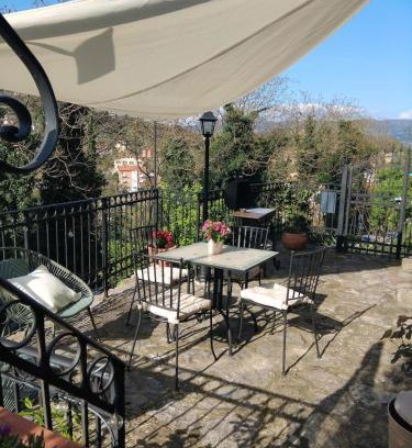 Arcola Casa | the little house of arcola in the medieval walls