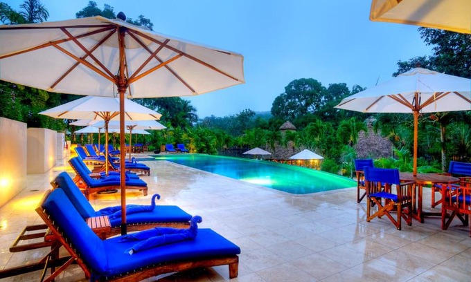 San Ignacio Complejo | The Lodge at ChaaCreek
